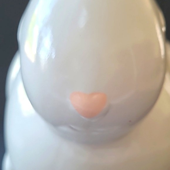 Adorable bunny bank - Picture 3 of 8